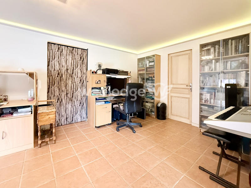 Villa - 155 m² - 8 pièces