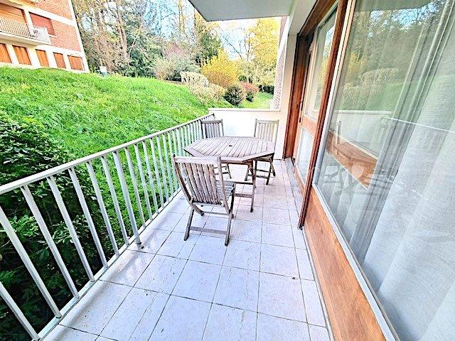 Appartement - 87 m² - 3 pièces