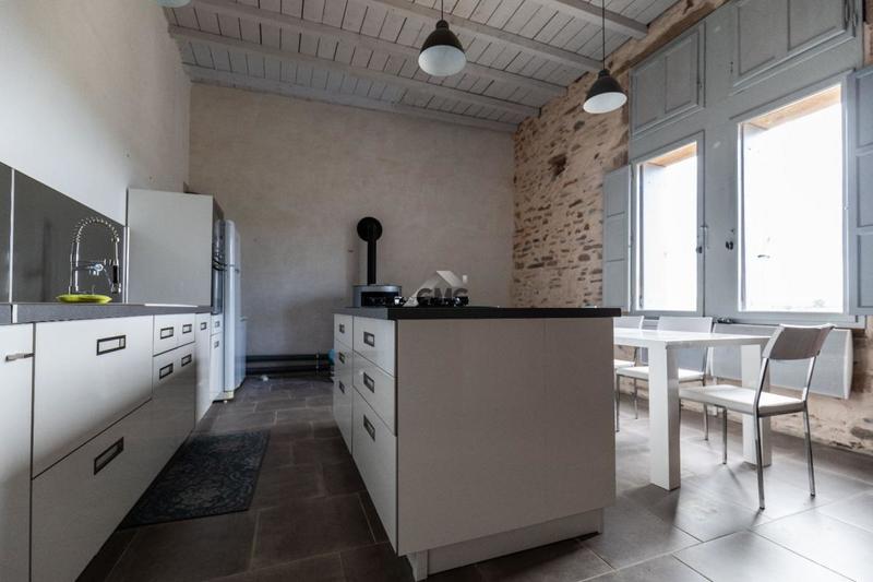 Château - 476 m² - 9 pièces