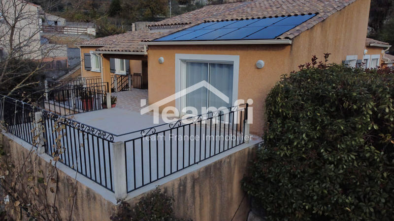 Villa - 183 m² - 6 pièces