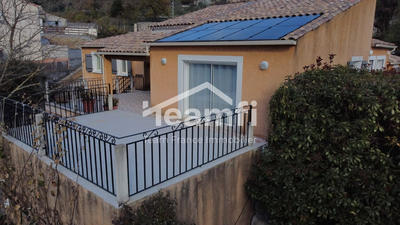 Villa - 183 m² - 6 pièces