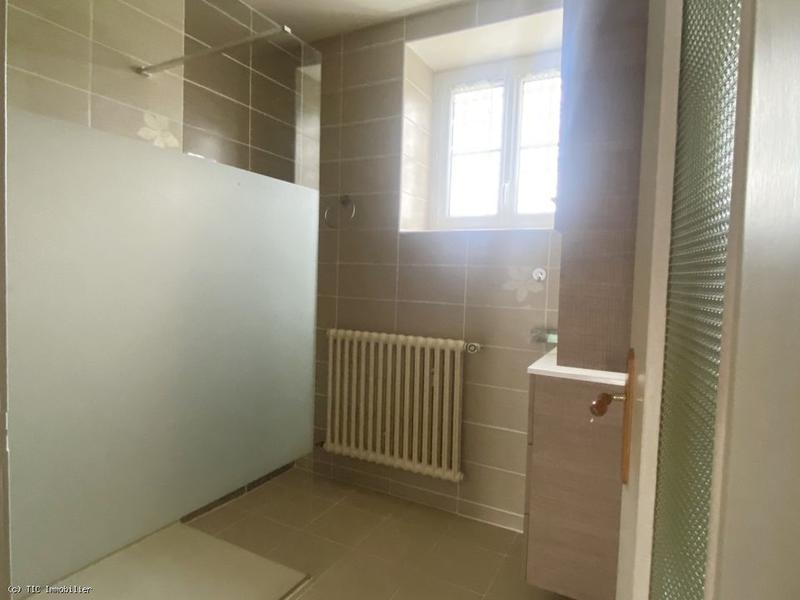 Corps de ferme - 210 m² - 7 pièces