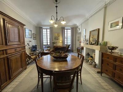 Appartement - 94 m² - 5 pièces