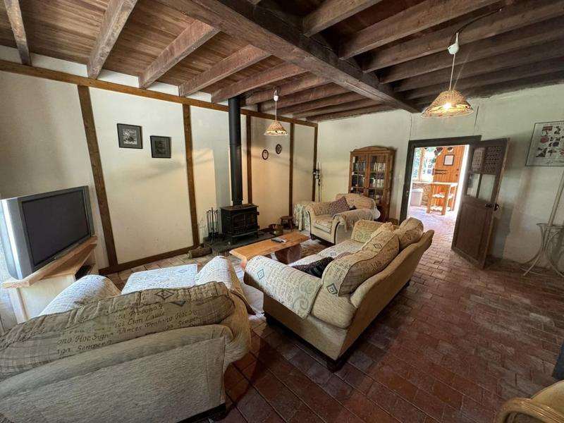 Maison - 280 m² - 14 pièces