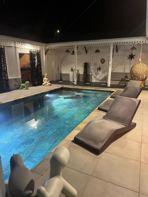 Maison - 140 m² - 5 pièces