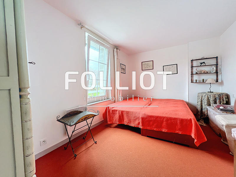 Maison - 150 m² - 8 pièces