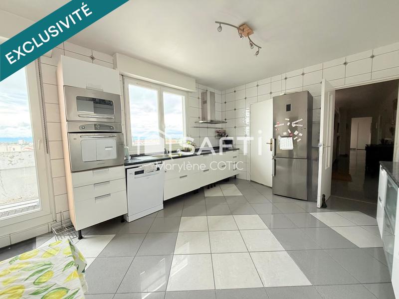 Appartement - 171 m² - 6 pièces