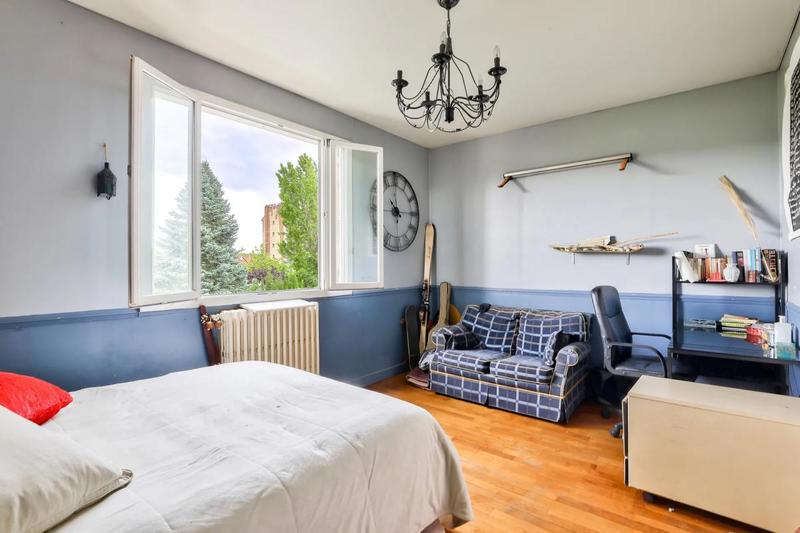 Maison - 200 m² - 7 pièces