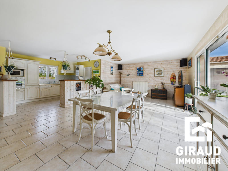 Maison - 103 m² - 5 pièces