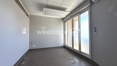 Bureau - 64 m² - 3 pièces