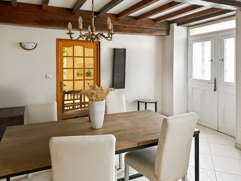 Immeuble - 585 m² - 3 pièces