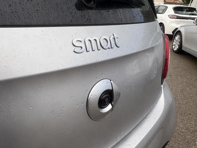 Smart ForFour Eq 82cv Prime Toit Panoramique