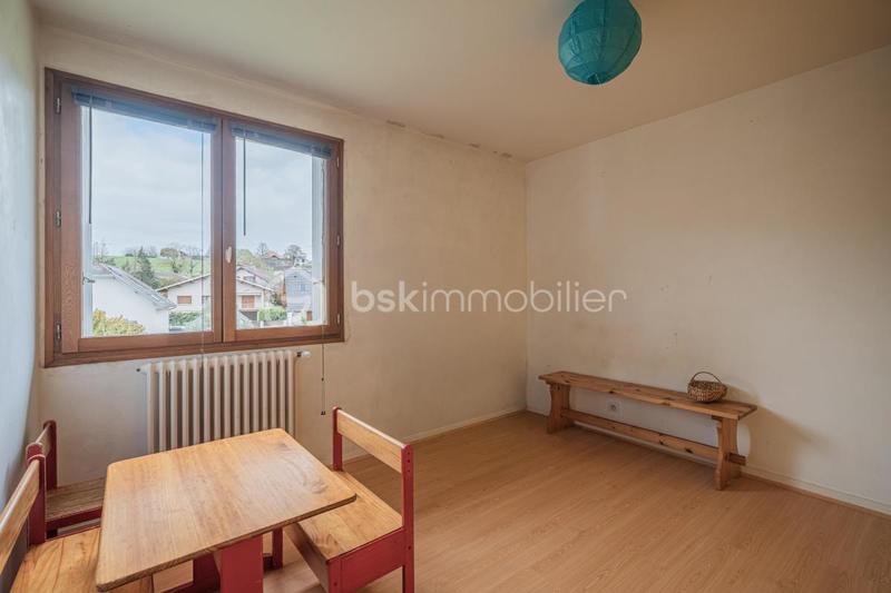 Appartement - 99 m² - 5 pièces