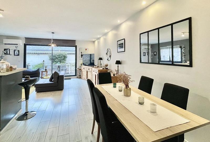 Appartement ancien - 108 m² - 4 pièces