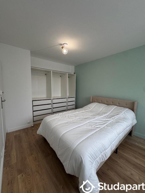 Chambre - 9 m² - 1 pièce