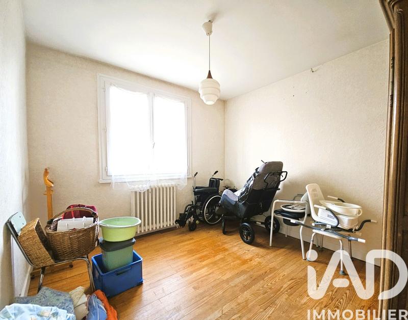 Maison - 177 m² - 7 pièces