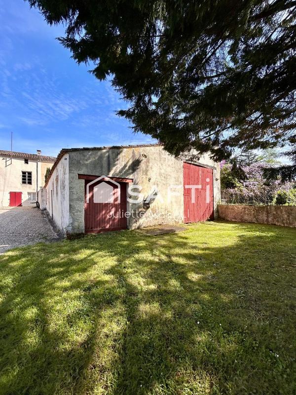 Maison - 450 m² - 16 pièces