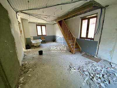 Maison - 150 m² - 5 pièces