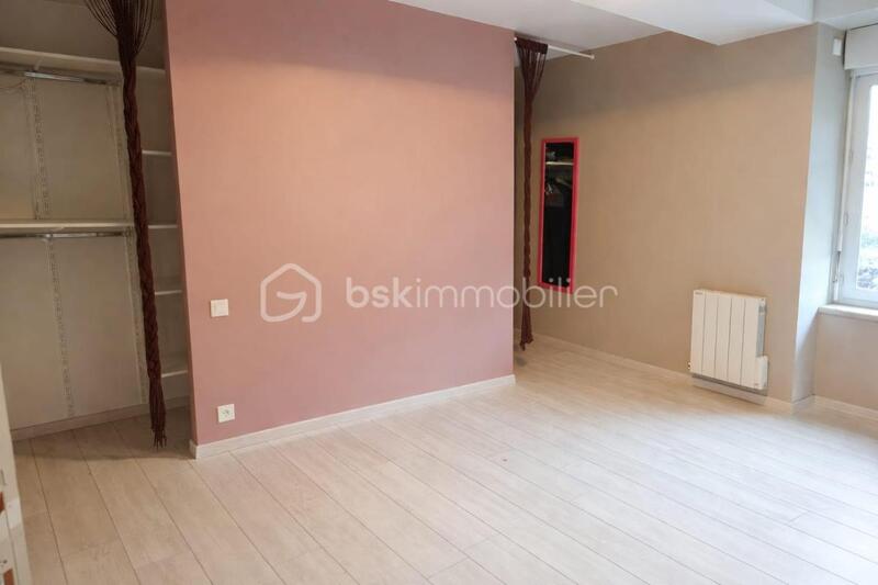 Maison - 80 m² - 3 pièces