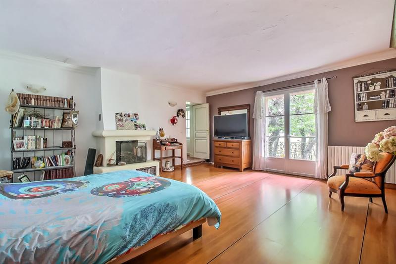 Bastide - 558 m² - 10 pièces