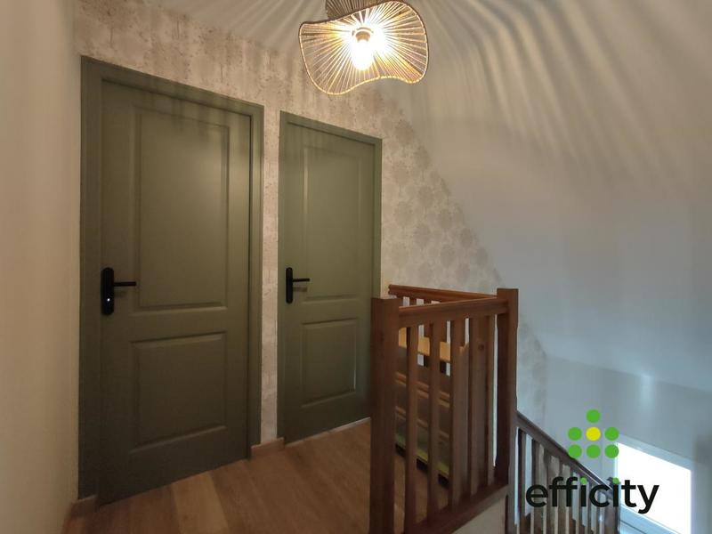 Pavillon - 160 m² - 9 pièces