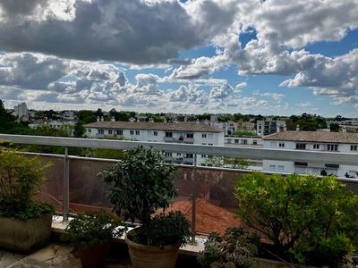 Appartement - 76 m² - 3 pièces