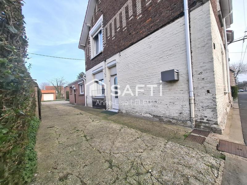 Maison - 80 m² - 4 pièces