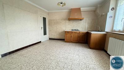 Maison - 94 m² - 4 pièces