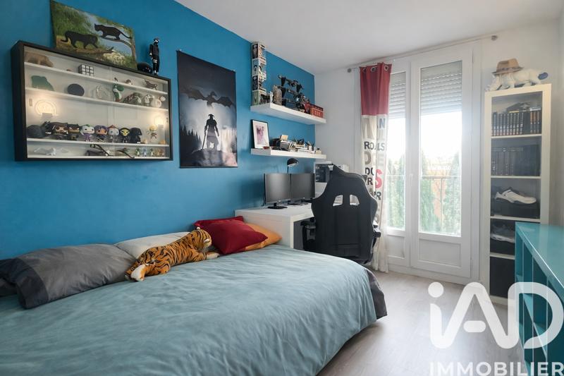 Appartement - 93 m² - 6 pièces
