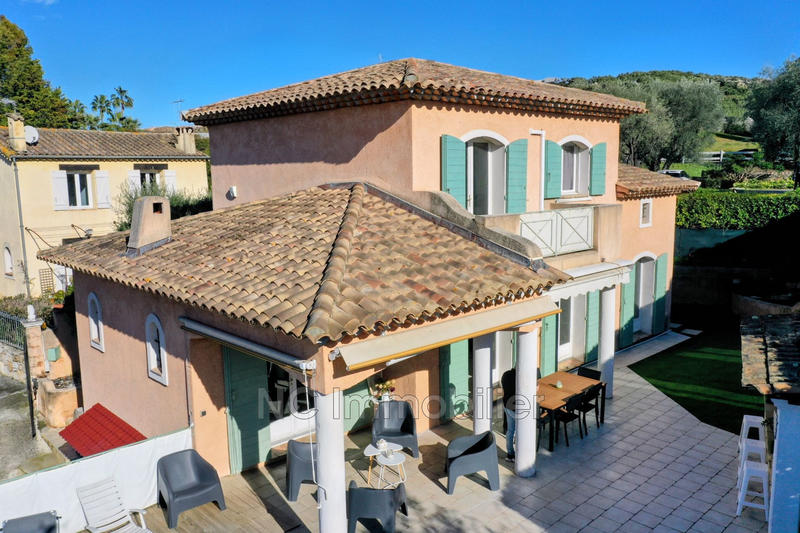 Maison - 111 m² - 4 pièces