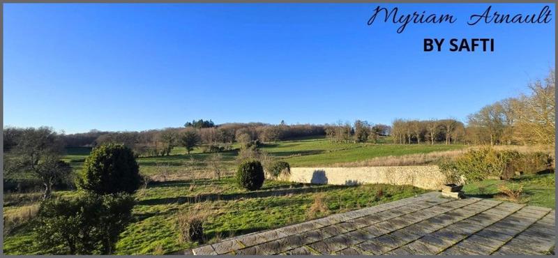 Maison - 187 m² - 8 pièces