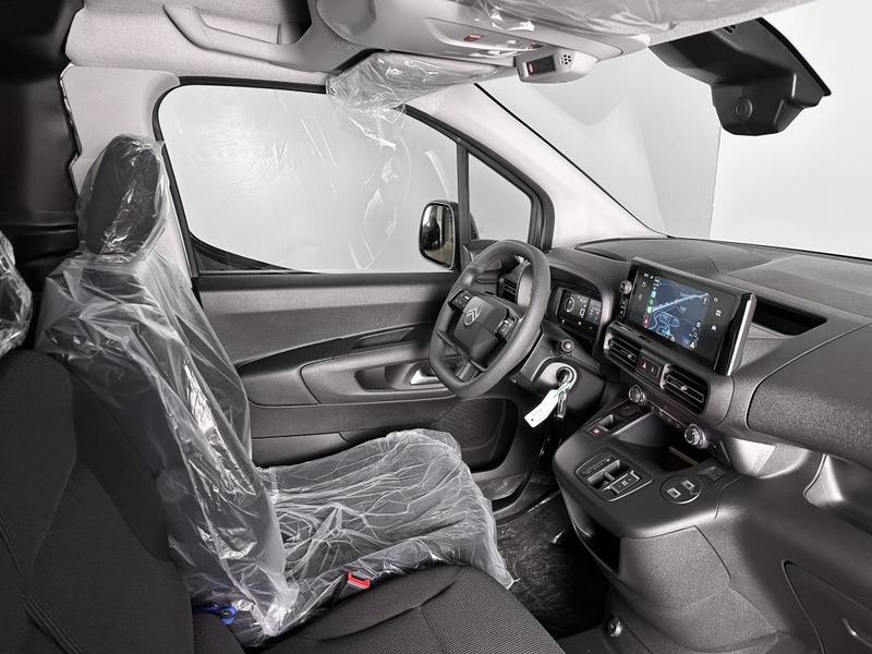 Citroën Berlingo Van Xl 950kg 3pl Bluehdi 130ch -31% Neuf Eat8 s&amp;S Rallonge Carplay Camera Regul Dab