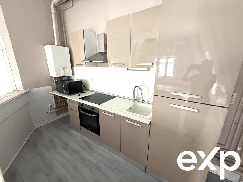 Château - 1 200 m² - 26 pièces