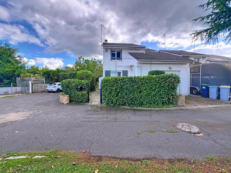 Maison - 103 m² - 5 pièces