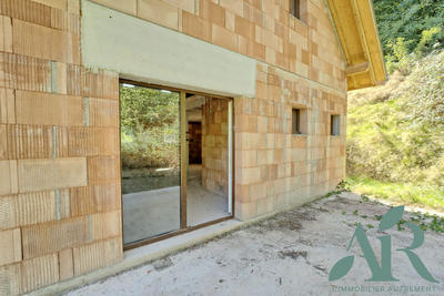 Maison - 105 m² - 4 pièces