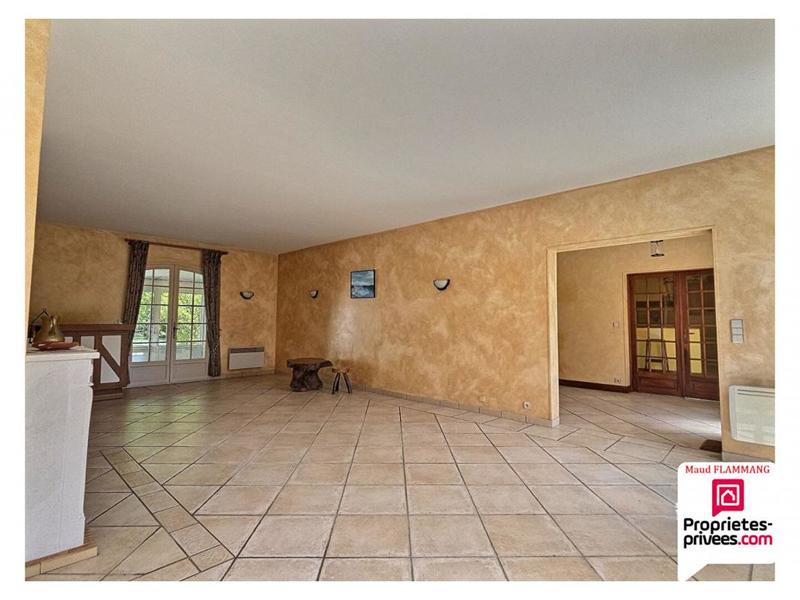 Maison - 224 m² - 8 pièces