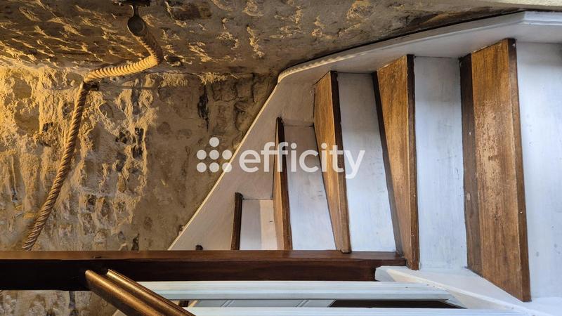 Maison - 150 m² - 7 pièces