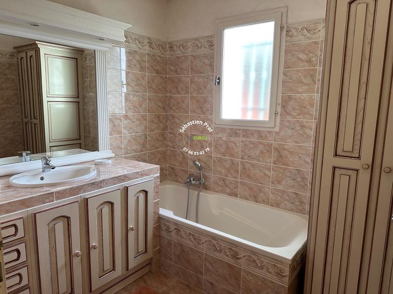 Maison contemporaine - 137 m² - 4 pièces