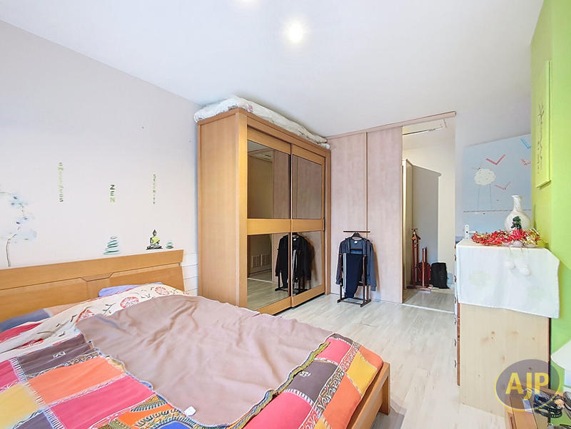 Maison - 138 m² - 5 pièces