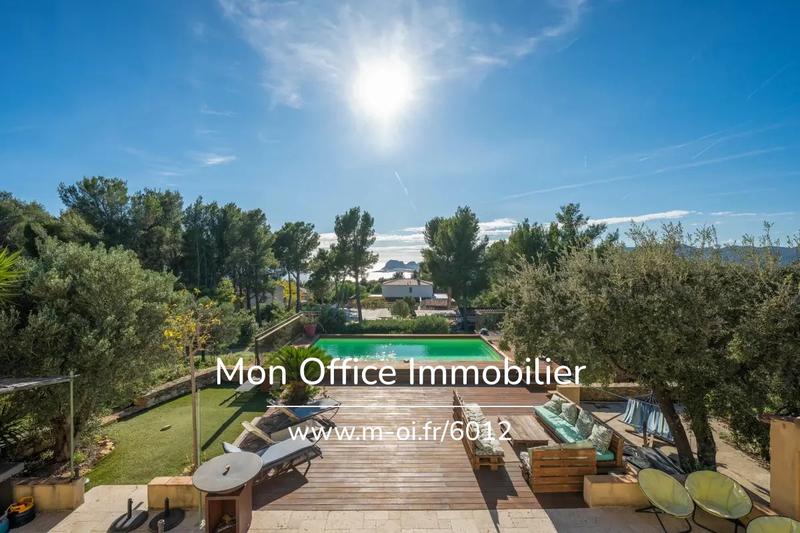 Maison - 140 m² - 6 pièces