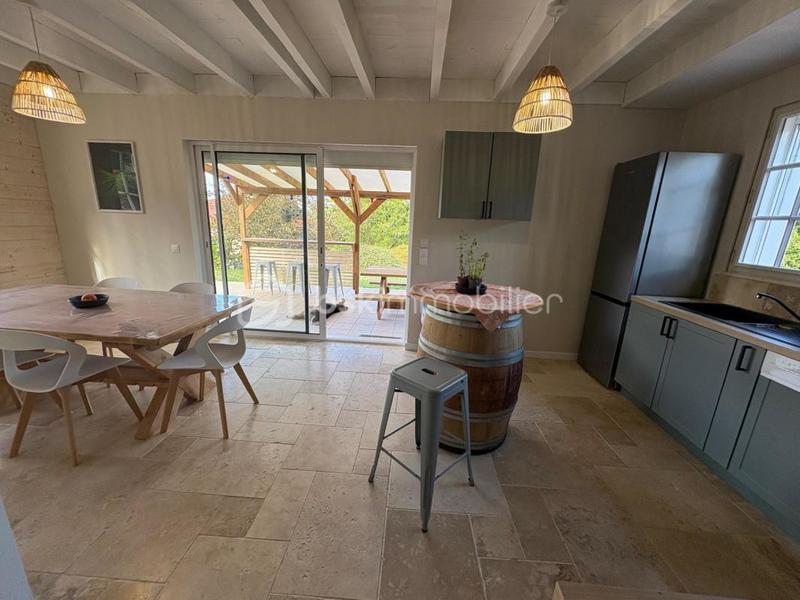 Maison traditionnelle - 117 m² - 5 pièces