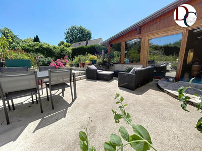 Maison - 183 m² - 7 pièces