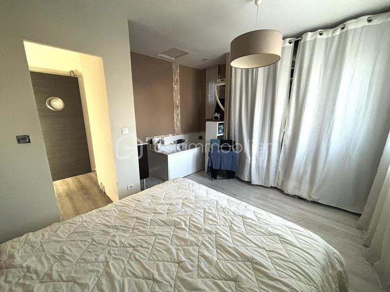 Villa - 140 m² - 5 pièces