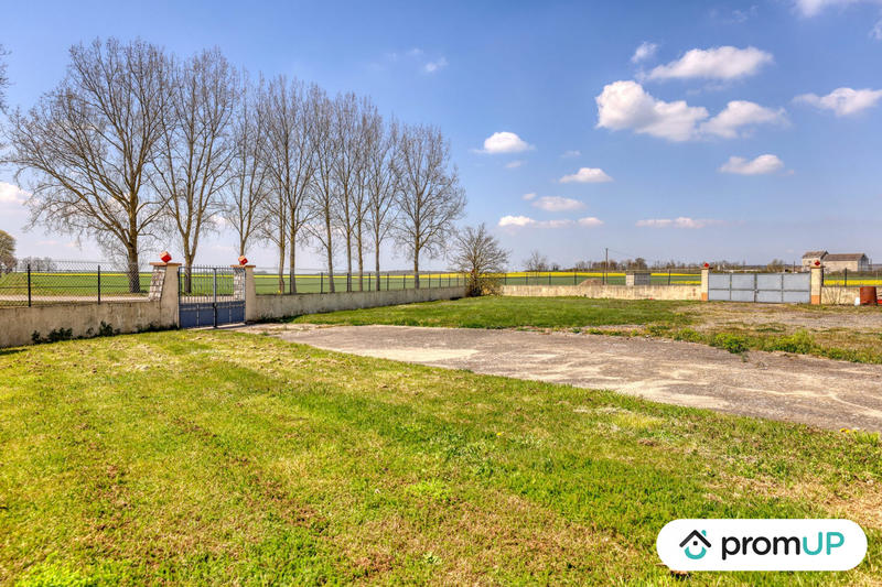 Fonds de commerce - 1 051 m²