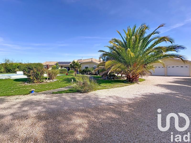 Maison - 204 m² - 7 pièces