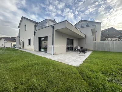 Maison - 136 m² - 5 pièces