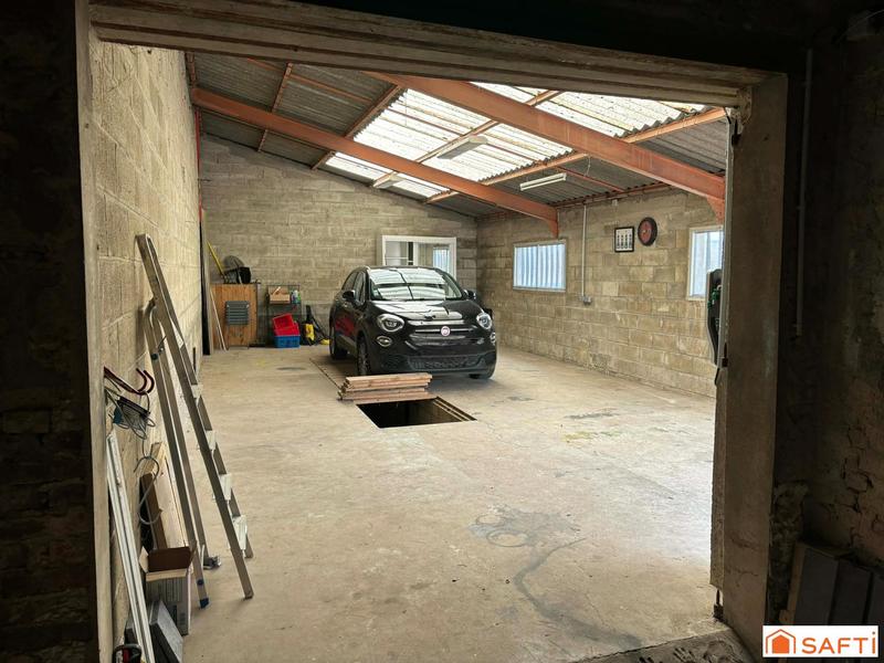 Maison - 180 m² - 7 pièces