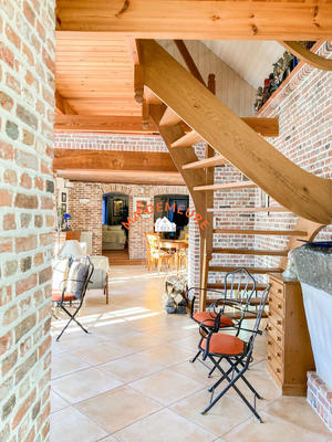 Maison - 188 m² - 5 pièces