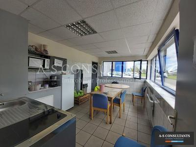 Local d'activité / Entrepôt - 3 528 m²