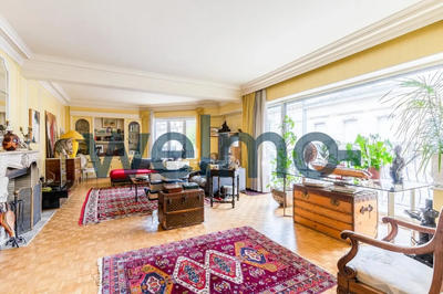 Appartement - 171 m² - 5 pièces